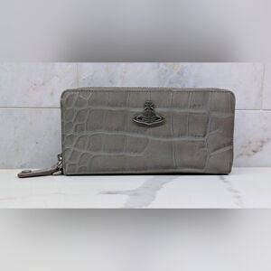 Vivienne Westwood Gray Croc Embossed Wallet